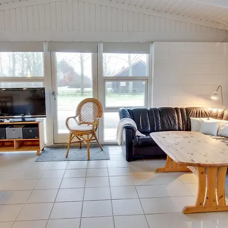 Two-bedroom Holiday In Vemb * Ulfborg